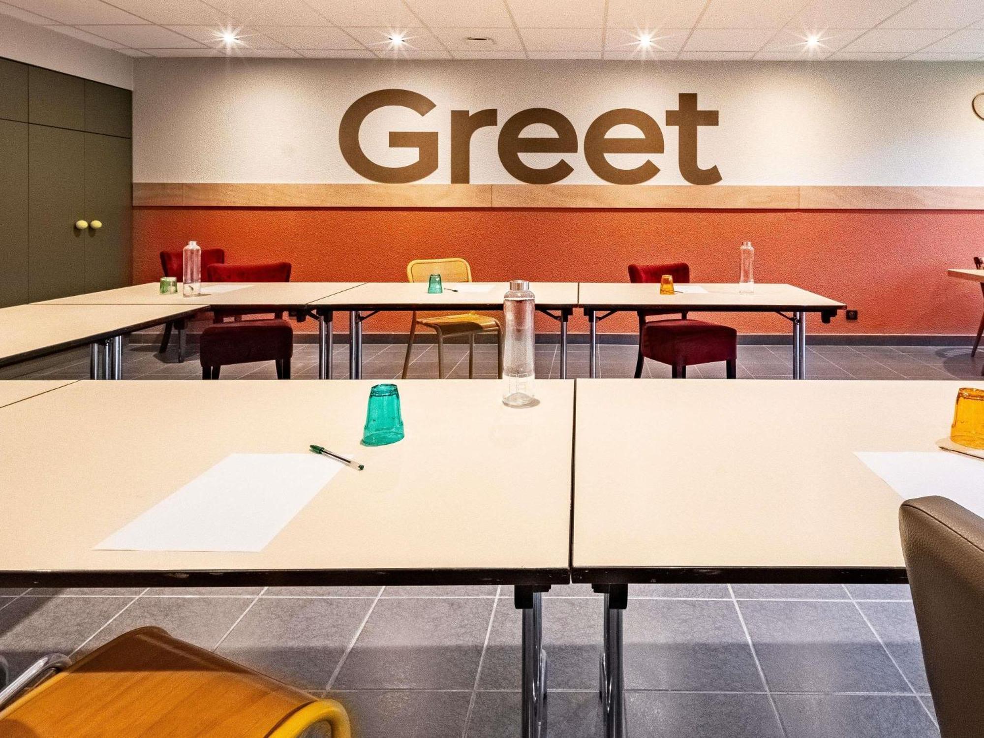 Greet Hotel Massieux Lyon Nord Eksteriør billede